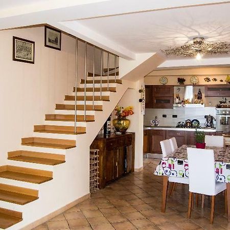 Casa Vacanze Gallodoro Letojanni Buitenkant foto