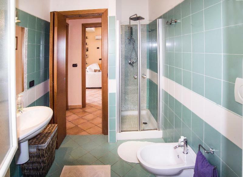 Casa Vacanze Gallodoro Letojanni Buitenkant foto